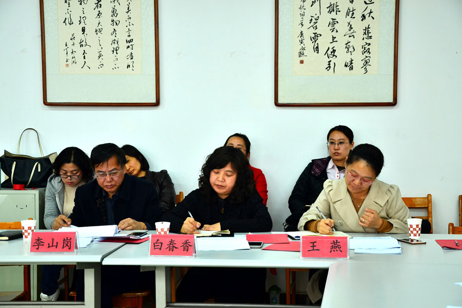 DSC_学校3领导.jpg