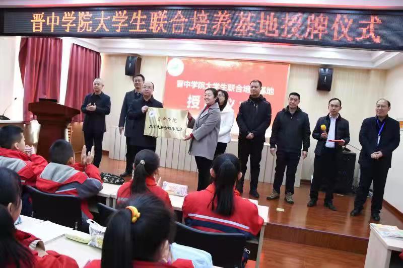 微信图片_20211201085838.jpg